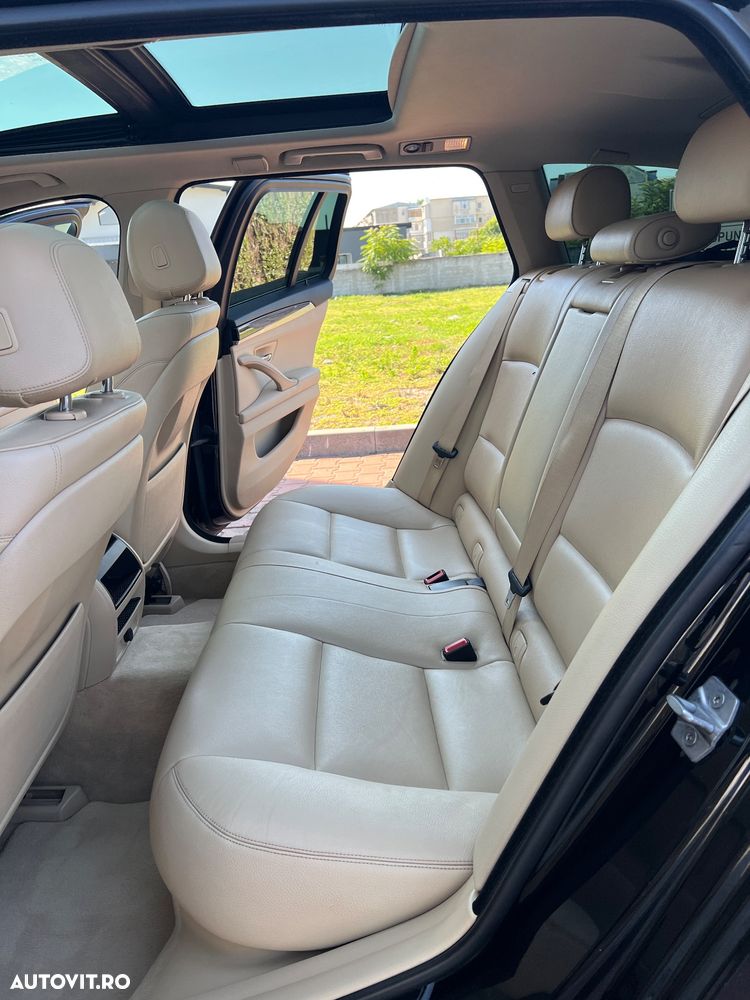 BMW Seria 5 520d Aut. Luxury Line - 9