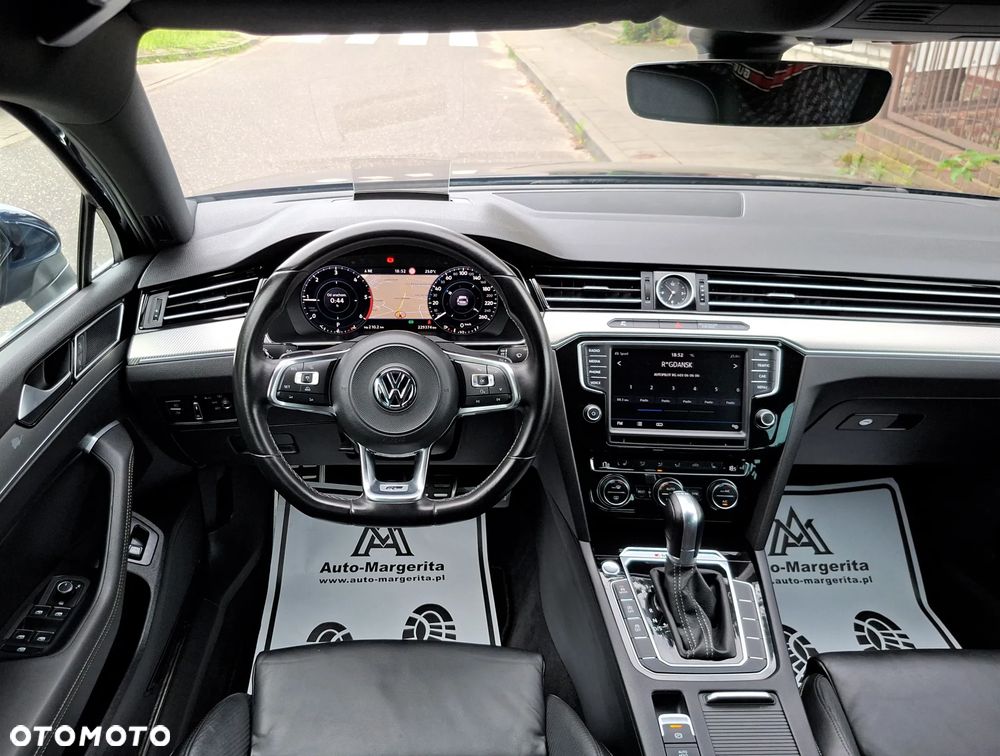 Volkswagen Passat Variant - 35