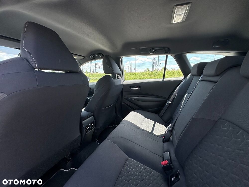 Toyota Corolla 1.8 Hybrid Comfort - 13