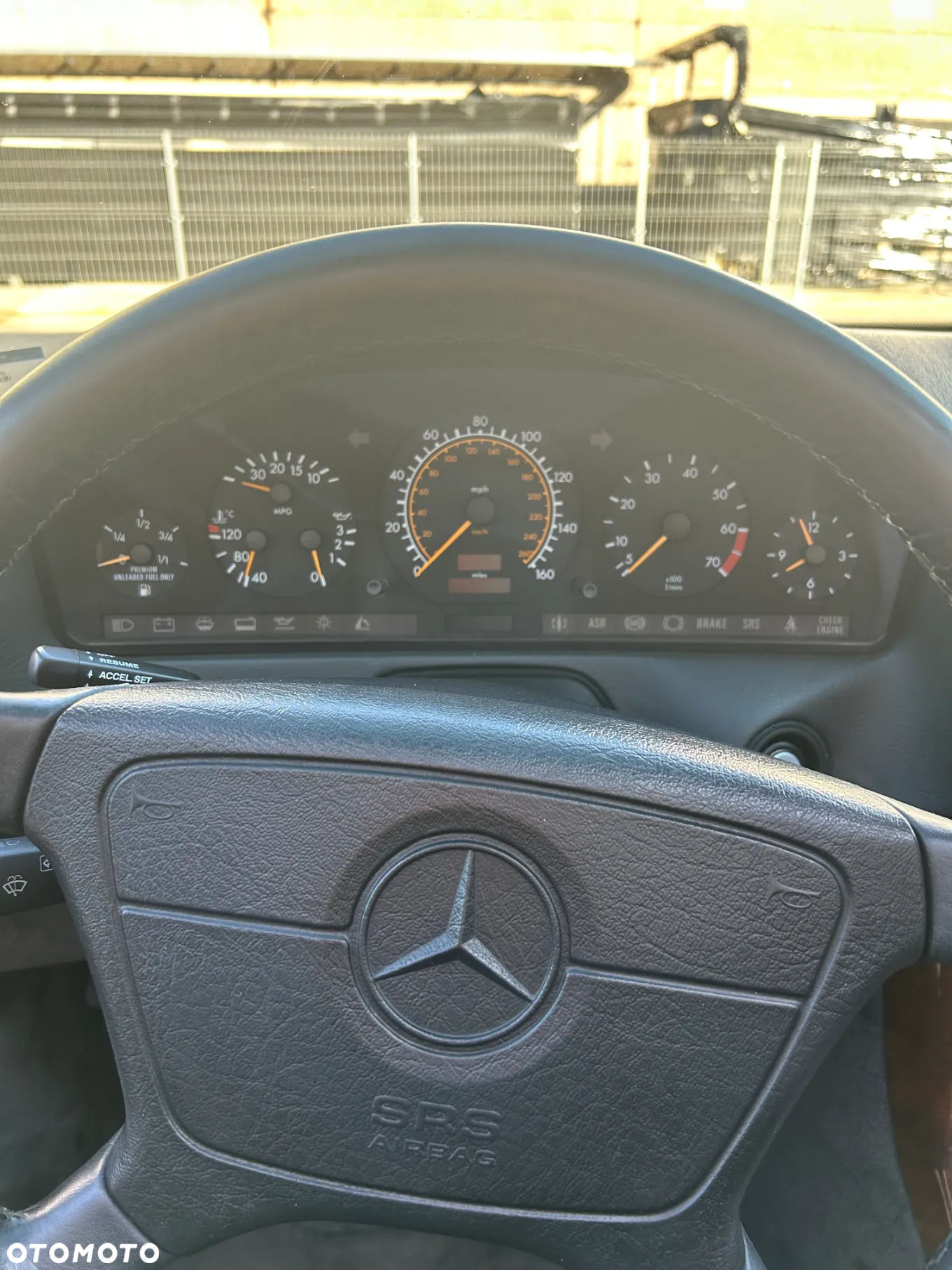 Mercedes-Benz SL 600 - 16