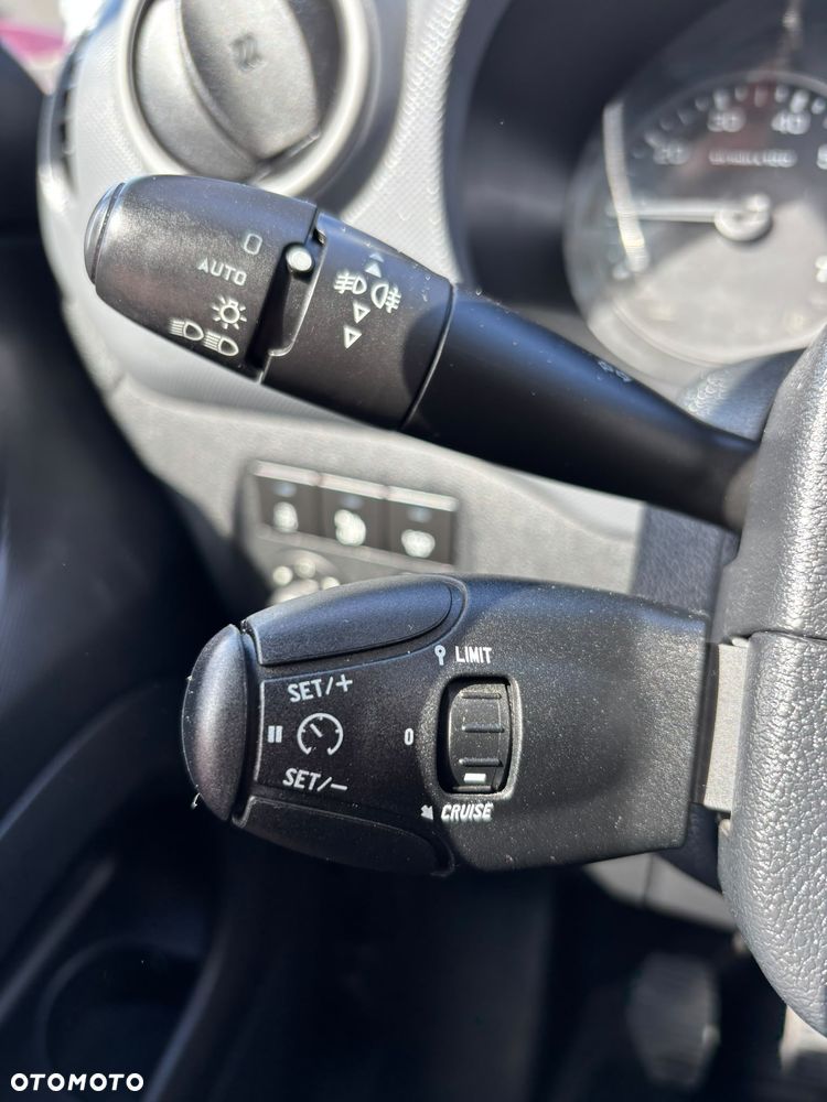 Peugeot PARTNER - 18