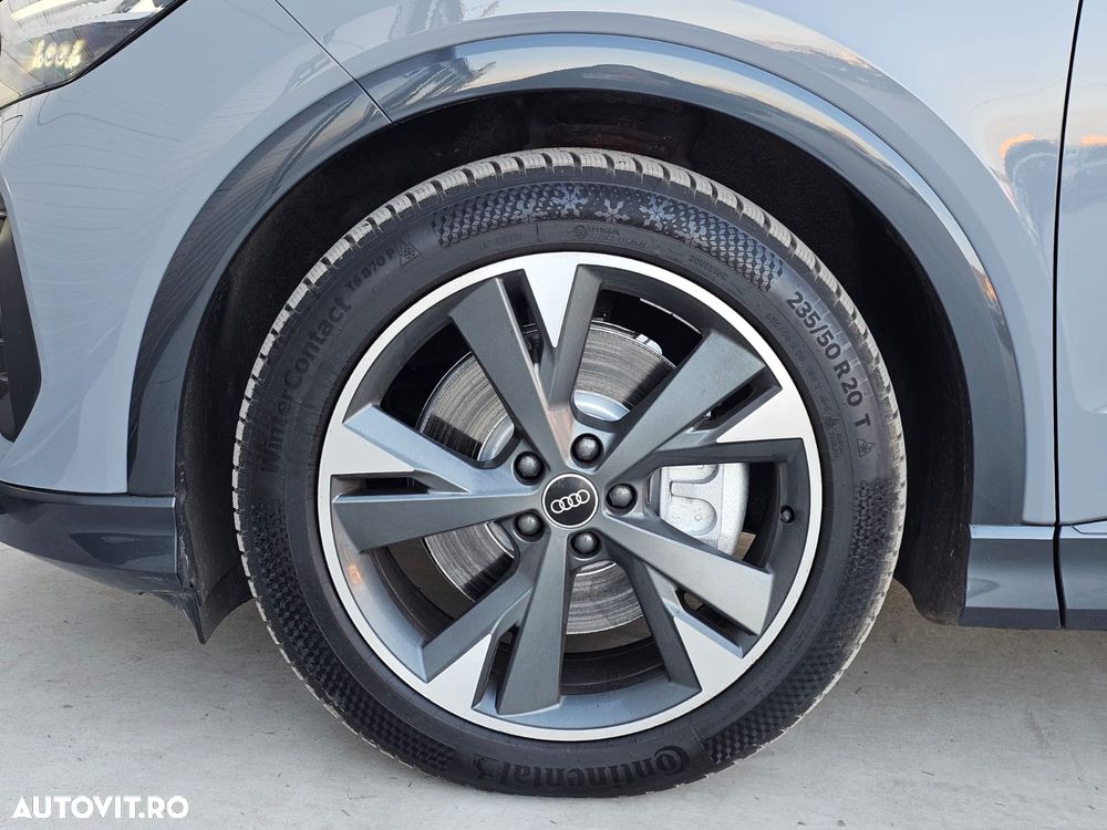 Audi Q4 e-tron SUV - 12