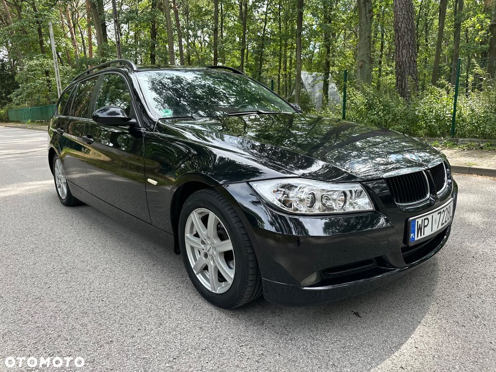 BMW Seria 3 318i - 15