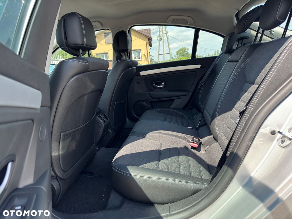 Renault Laguna dCi 110 FAP Expression - 22