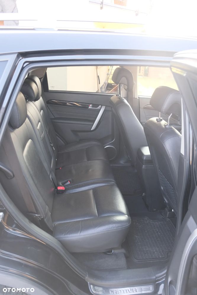 Chevrolet Captiva 2.2 D LT - 4