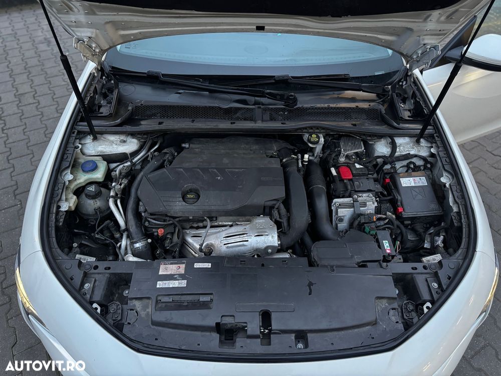 Peugeot 508 Plug-In Hybrid 180 e-EAT8 Allure - 12