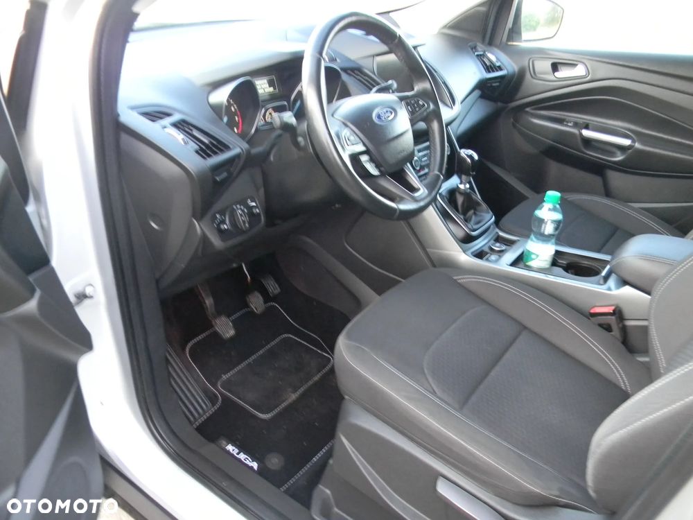 Ford Kuga 1.5 EcoBoost 2x4 Business Edition - 22