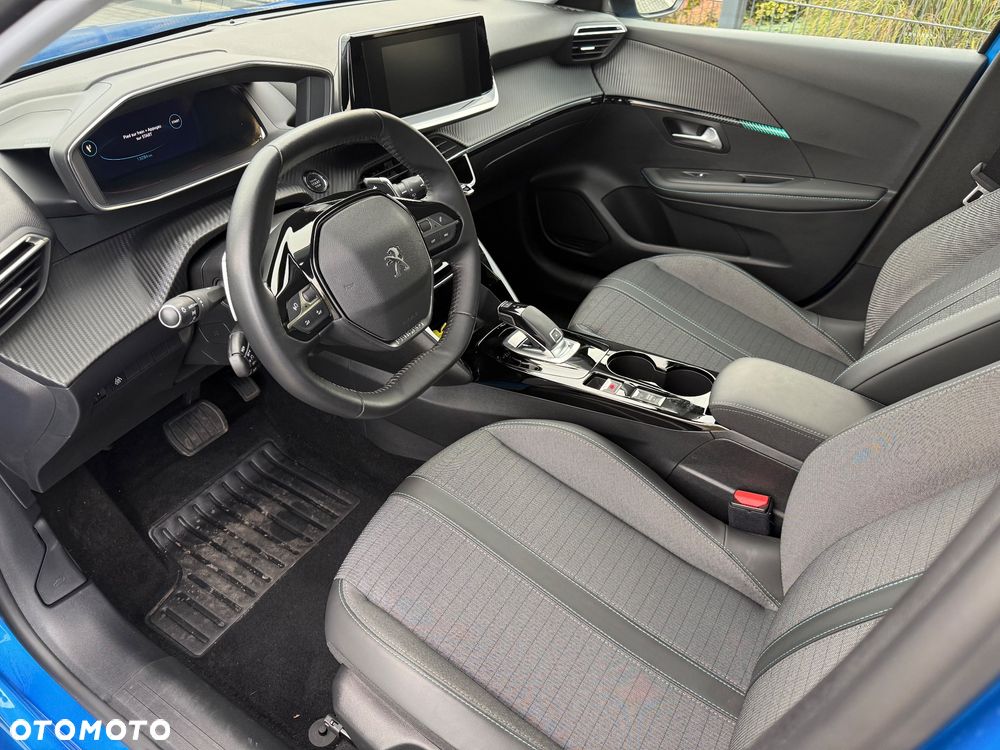 Peugeot 208 2020 photo 5