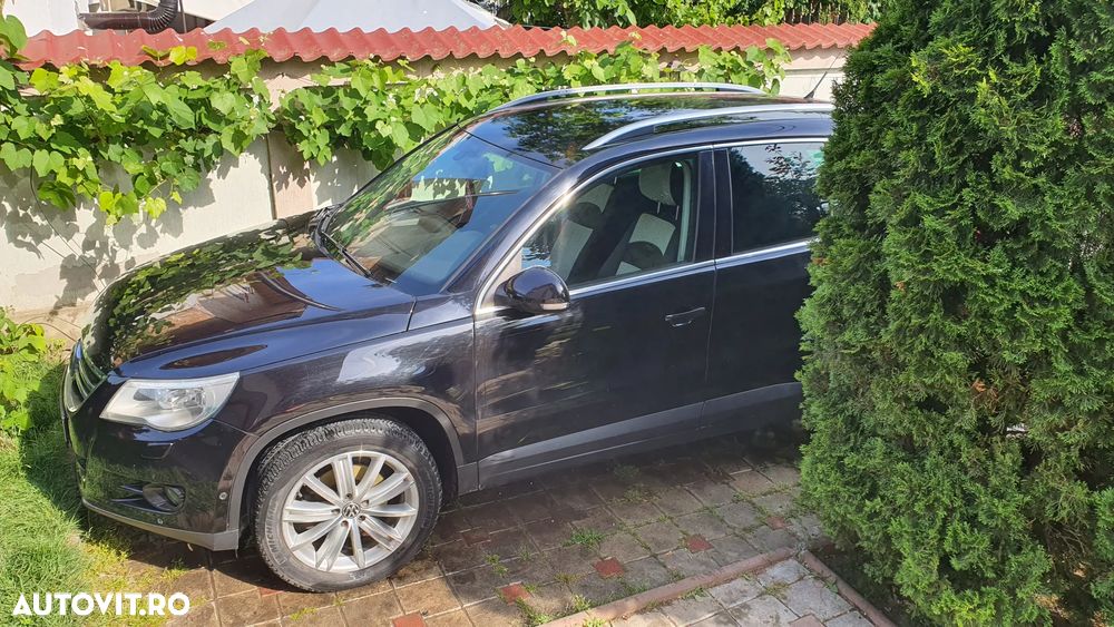 Volkswagen Tiguan - 8