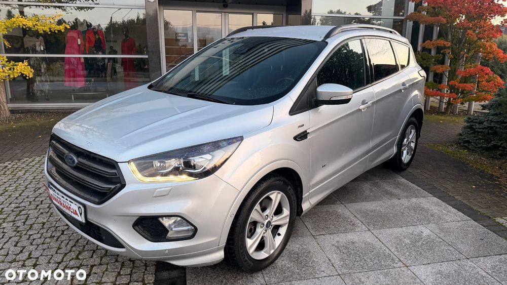 Ford Kuga - 24