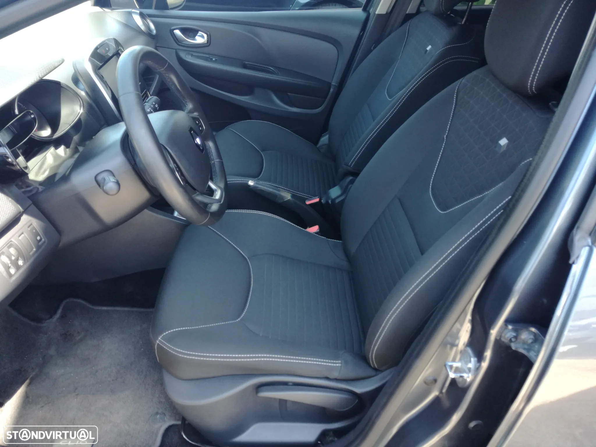 Renault Clio Sport Tourer 1.5 dCi Limited - 7
