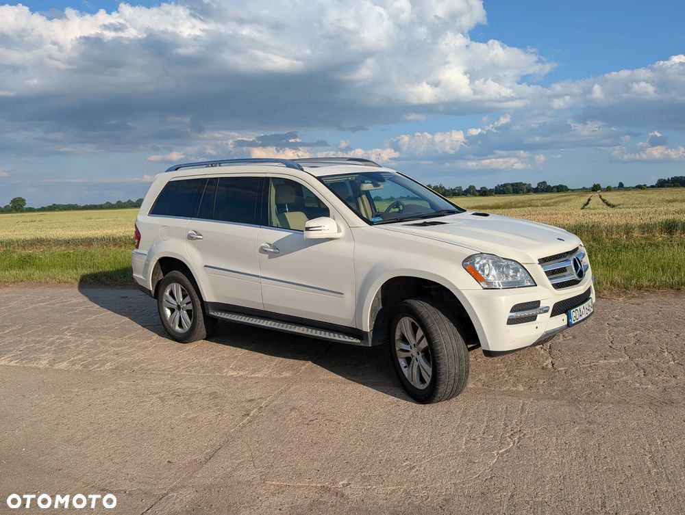 Mercedes-Benz GL - 1
