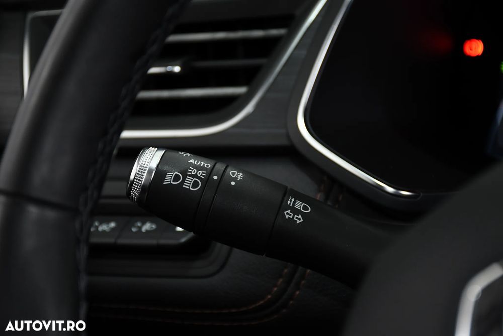 Renault Captur E-TECH 160 INITIALE PARIS - 39