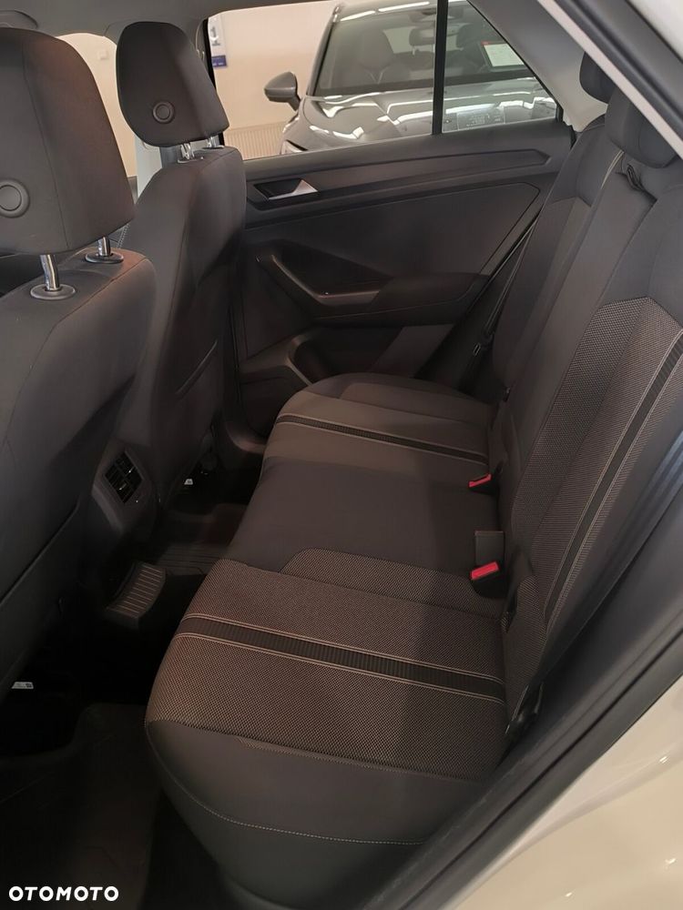 Volkswagen T-Roc 1.5 TSI ACT Advance DSG - 25