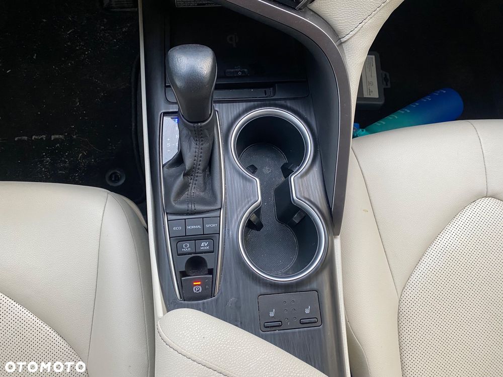 Toyota Camry 2.5 Hybrid Executive CVT - 11