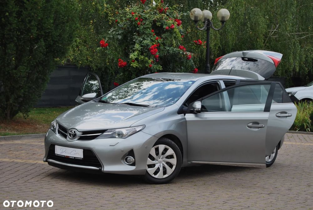 Toyota Auris 2.0 D-4D Comfort - 19