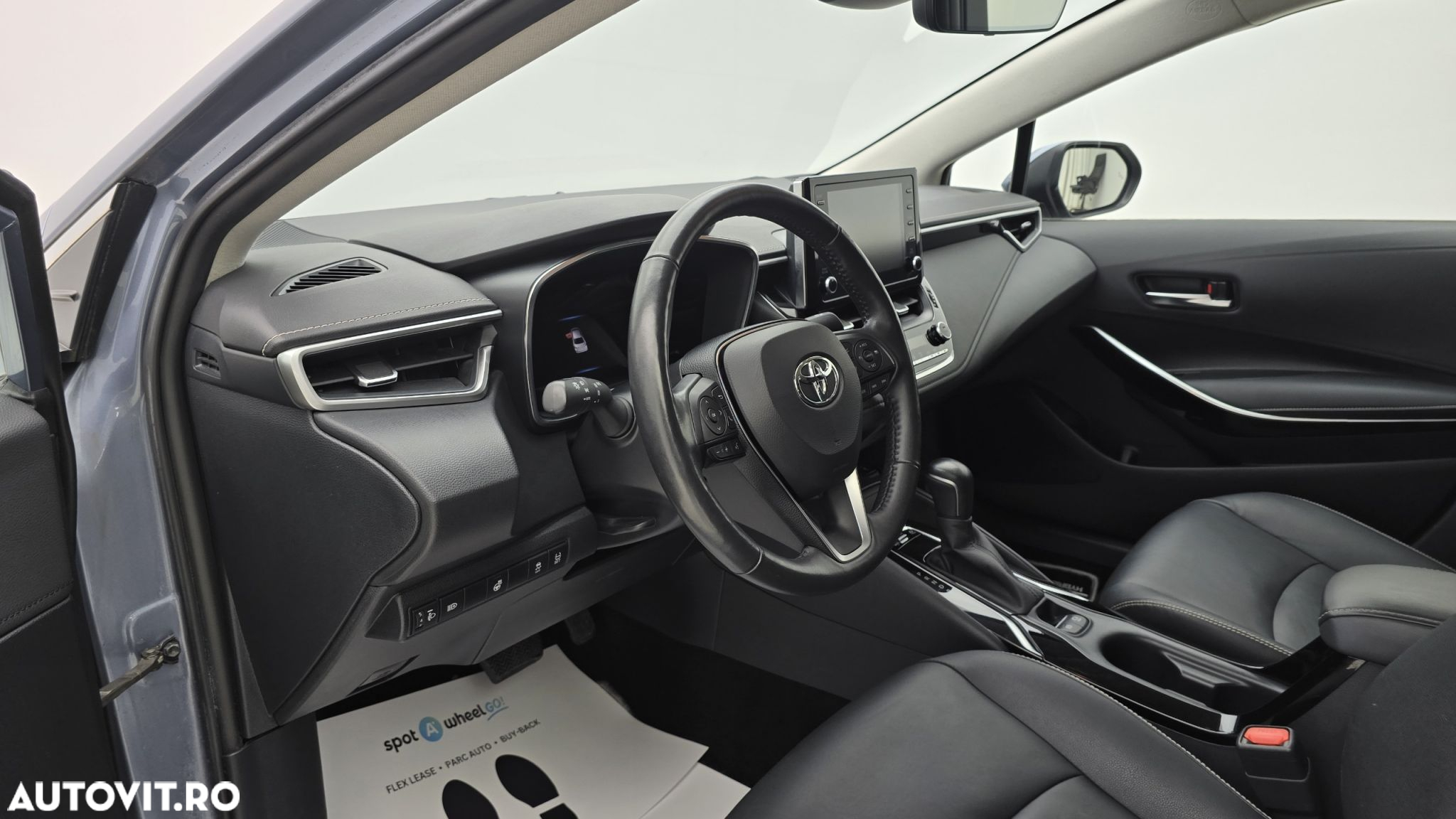 Toyota Corolla - 13