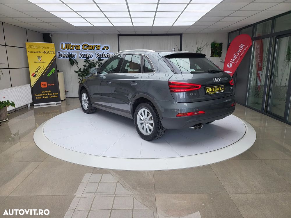 Audi Q3 2.0 TDI Quattro S tronic - 3