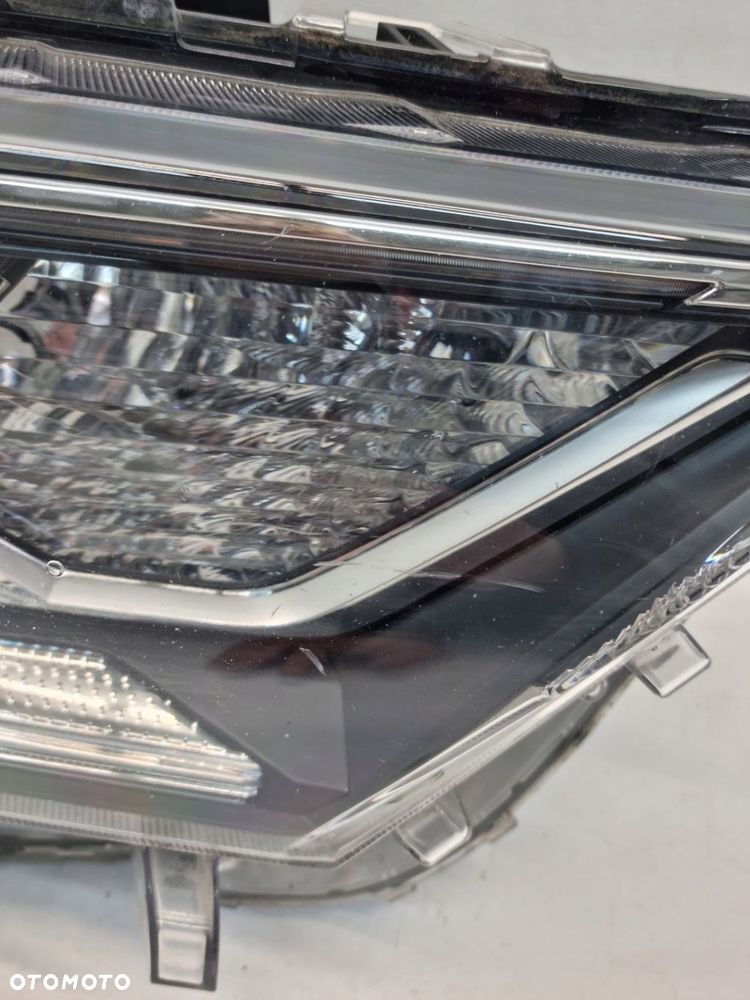 Toyota RAV4 V 19- FULL LED Lampa przednia PRAWA - 2
