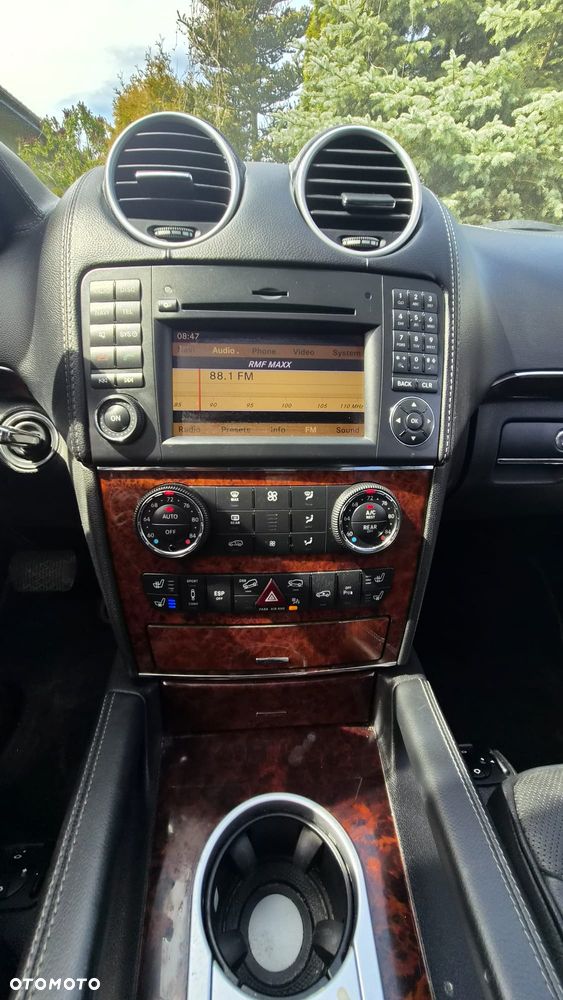 Mercedes-Benz GL 500 4Matic 7G-TRONIC - 21