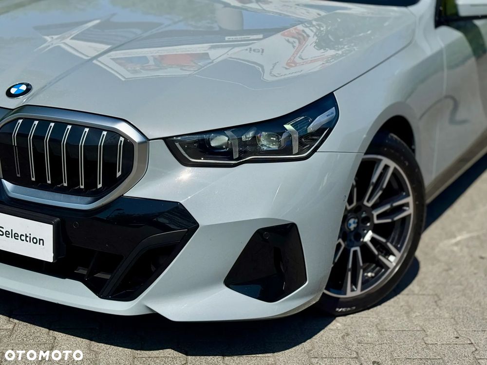 BMW Seria 5 520d xDrive mHEV M Sport - 8