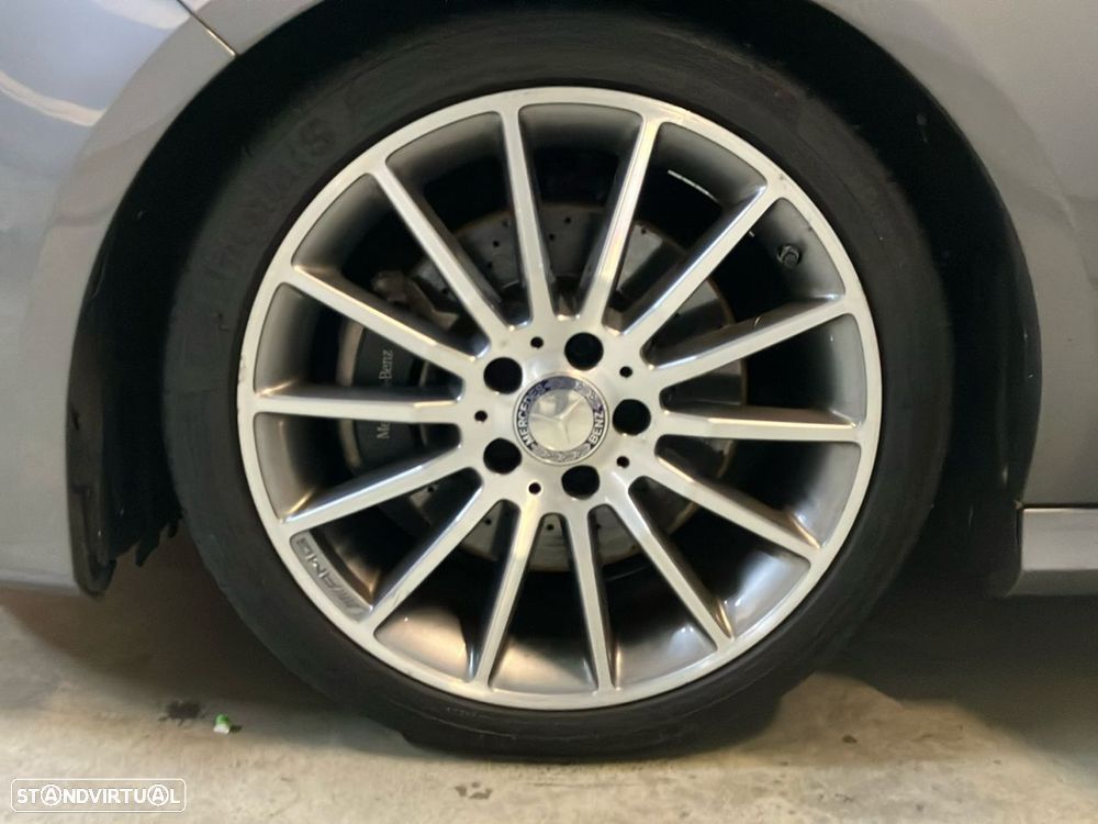 Mercedes-Benz CLA 220 - 22