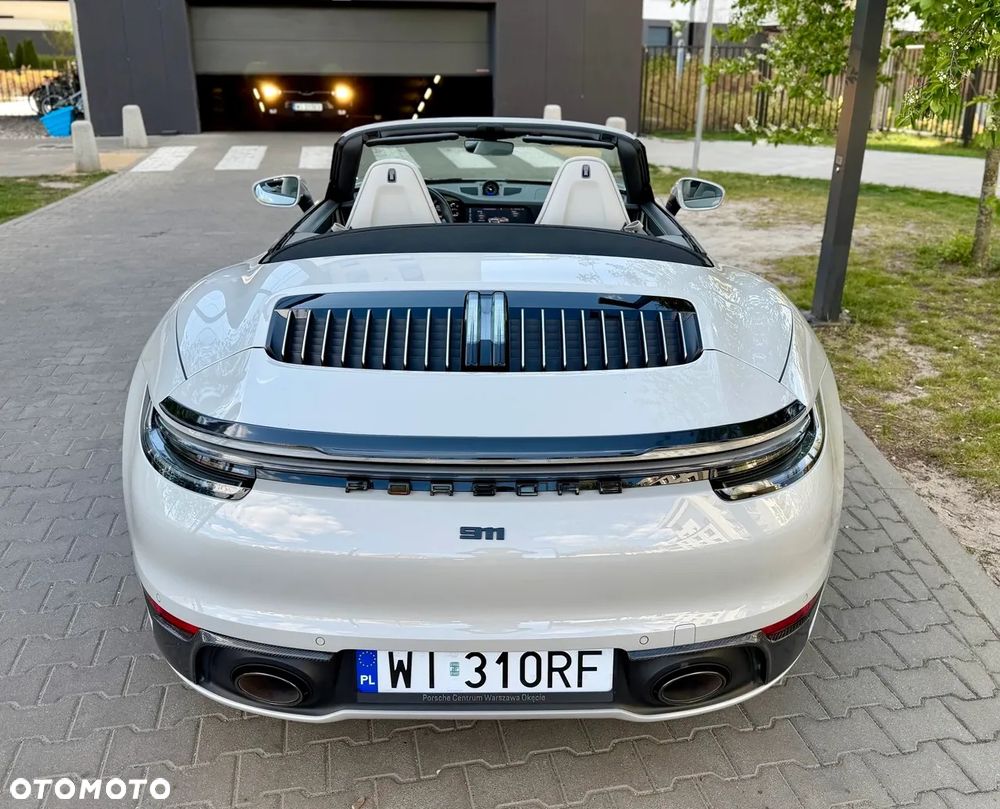 Porsche 911 Carrera 4S - 14
