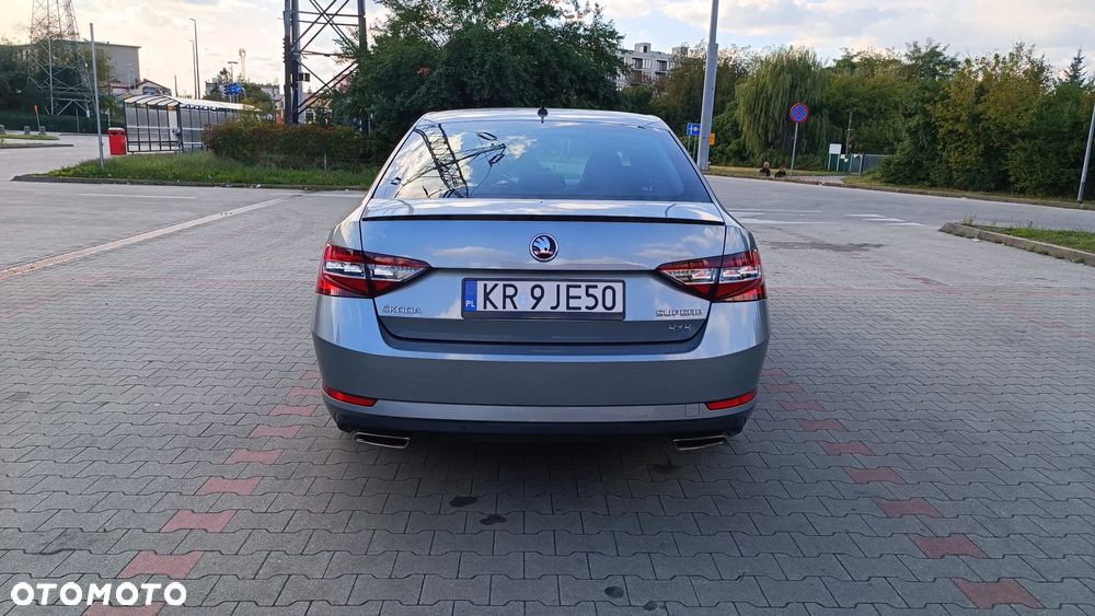 Skoda Superb 2.0 TSI 4x4 Sportline DSG - 4
