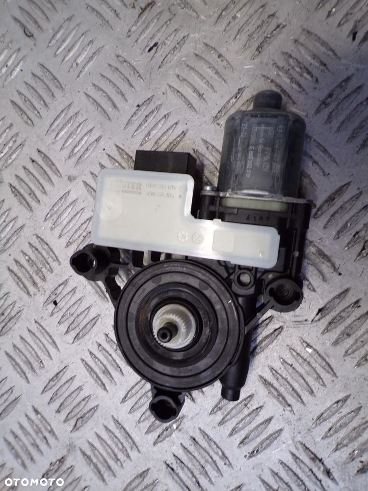 SILNICZEK PODNOSZENIA SZYBY LEWY TYŁ SKODA ENYAQ IV 5Q0959408E 3 PIN - 2