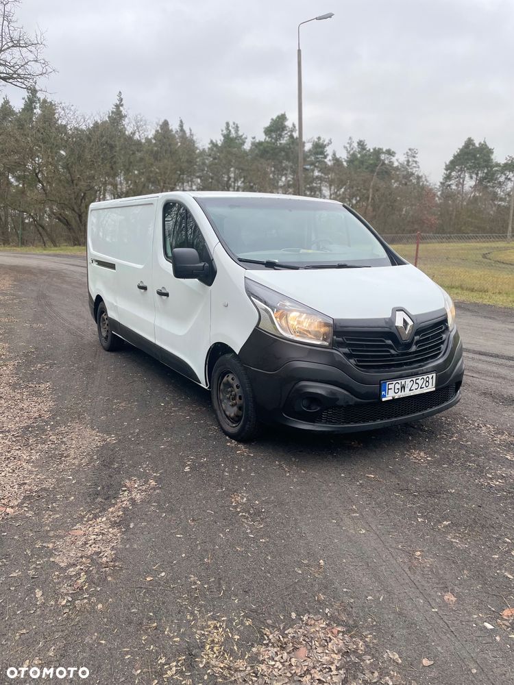Renault Trafic - 25