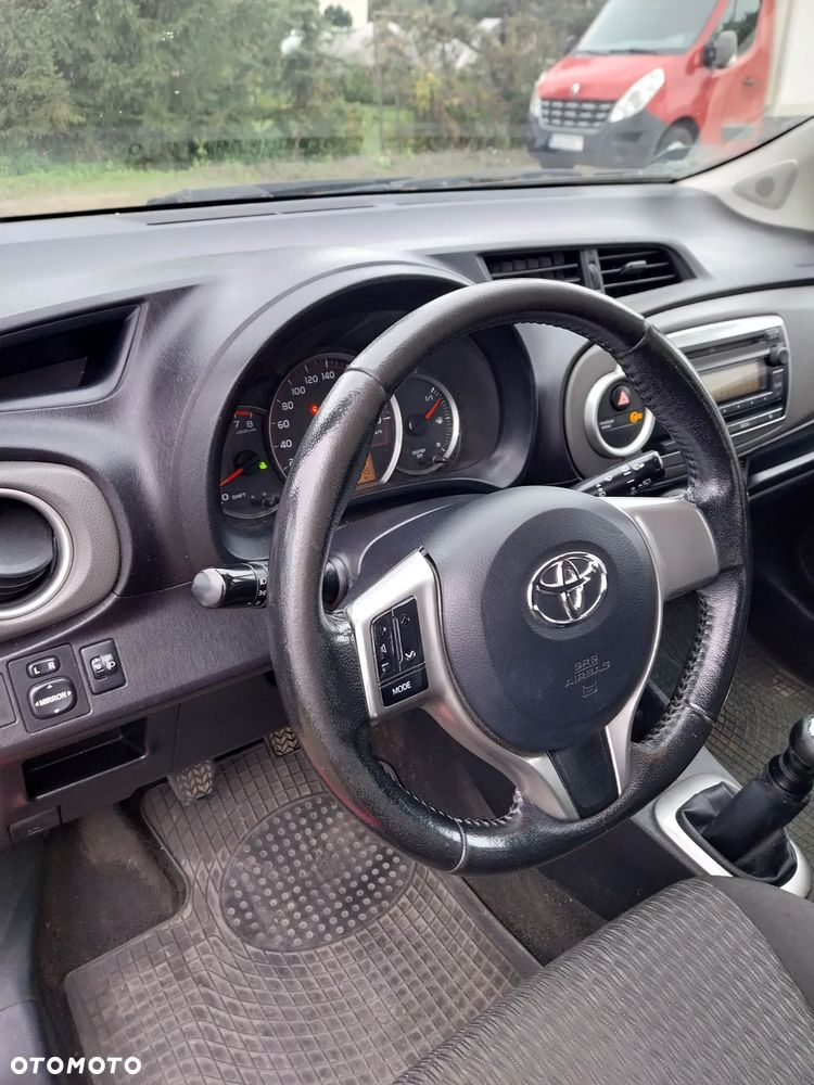 Toyota Yaris 1.0 Life - 7