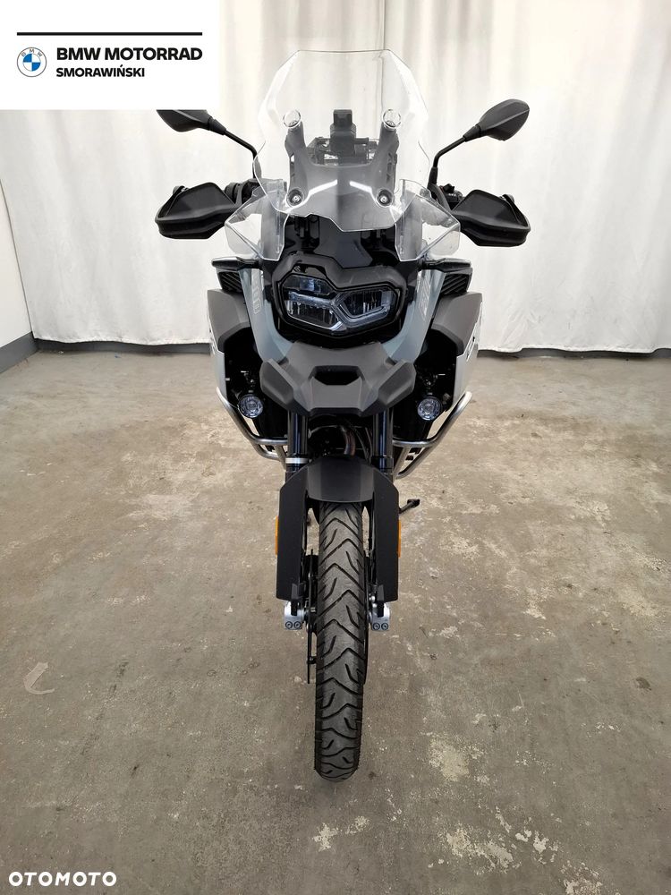 BMW F - 3