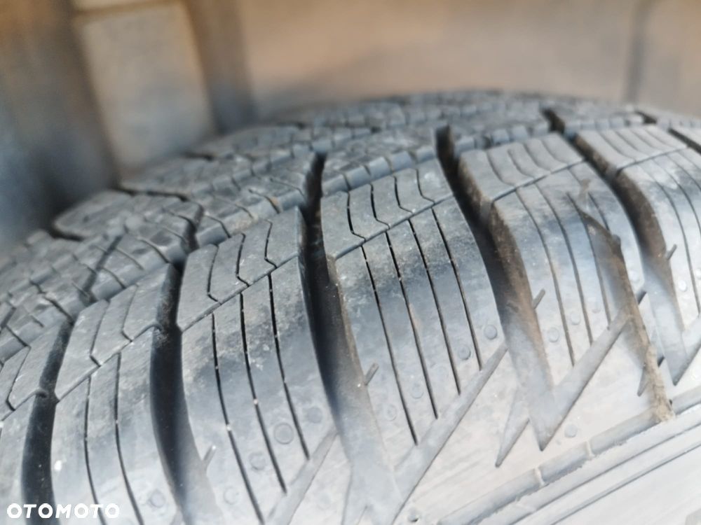 Volkswagen Golf - 17