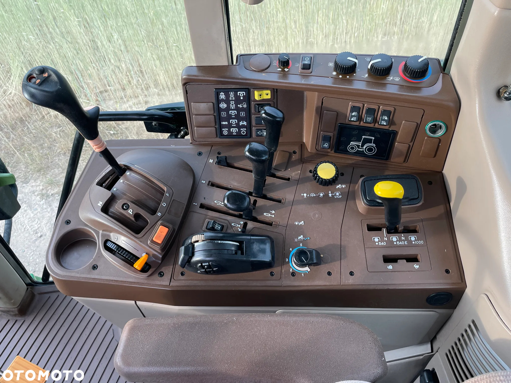 John Deere 6620 - 10
