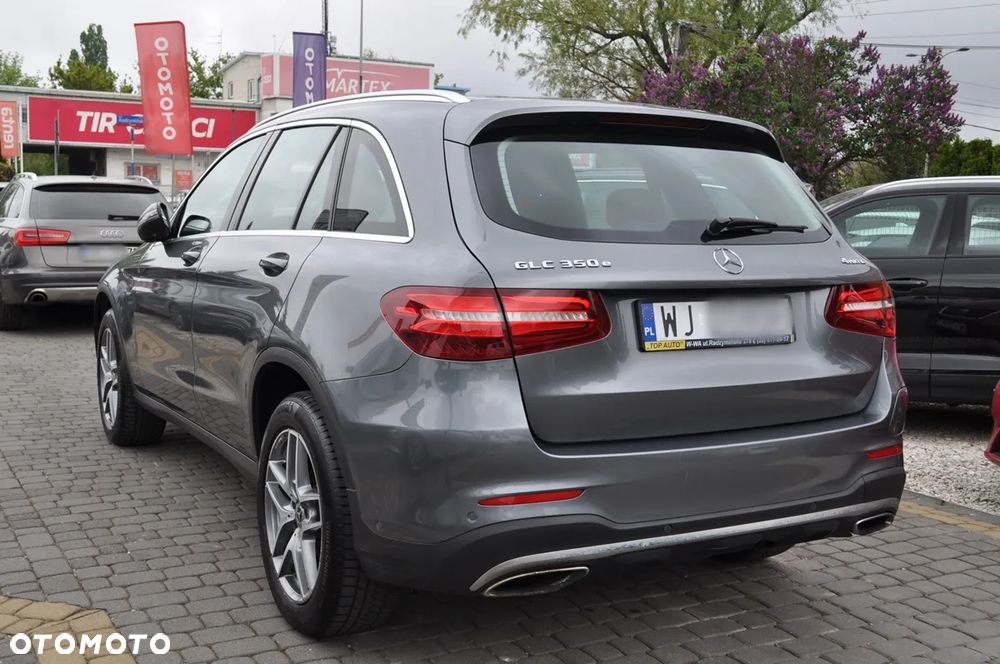 Mercedes-Benz GLC 350 e 4Matic 7G-TRONIC AMG Line - 12