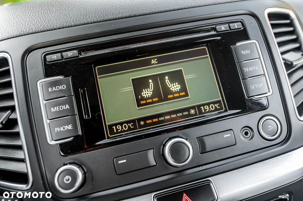 Volkswagen Sharan - 28