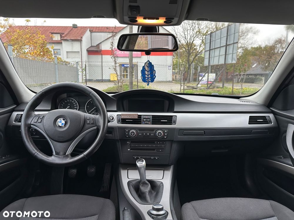 BMW Seria 3 320d - 18