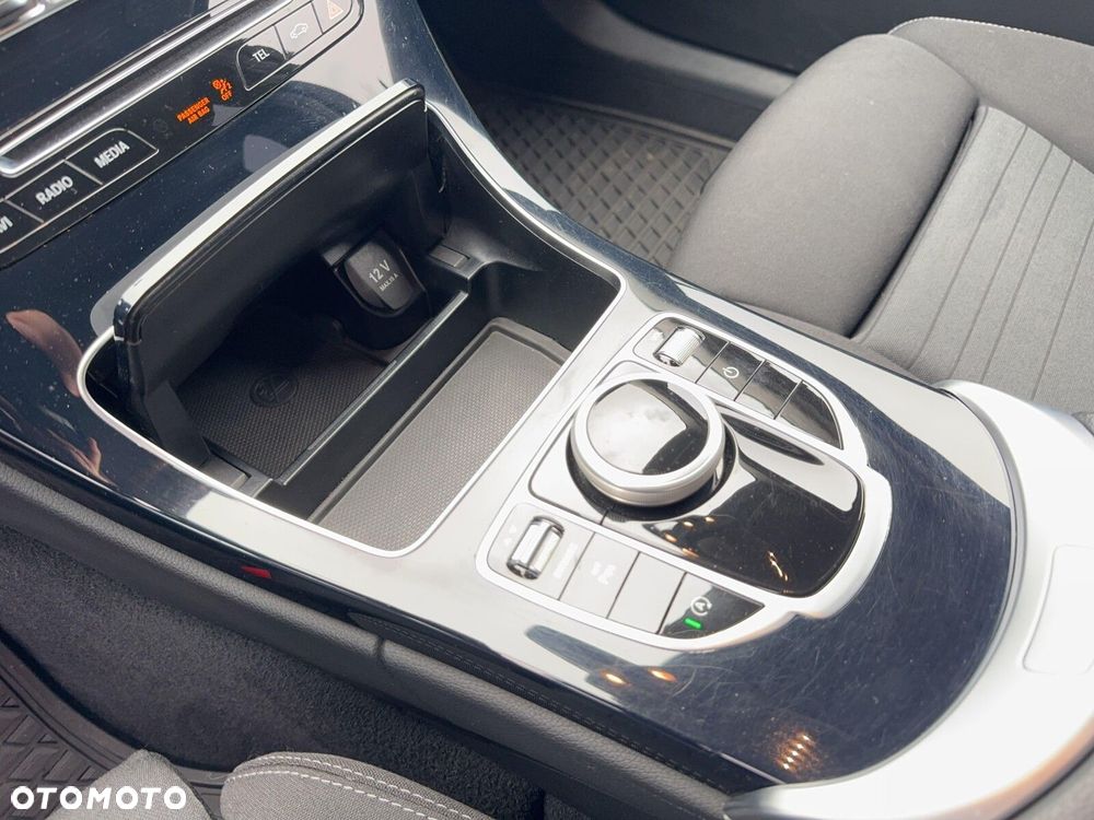 Mercedes-Benz Klasa C 180 9G-TRONIC - 15