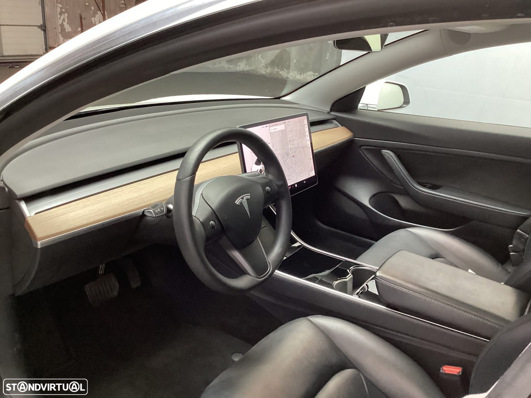 Tesla Model 3 Standard Range Plus RWD - 3