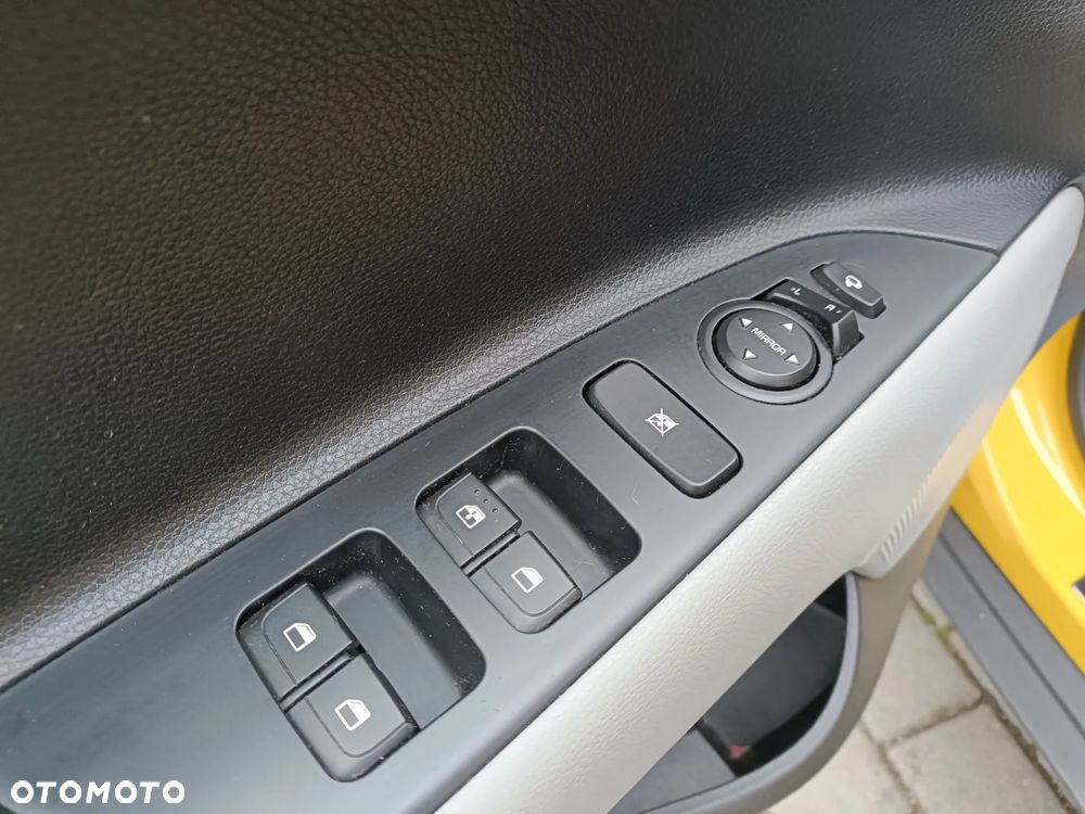 Kia Stonic 1.0 T-GDI L - 18