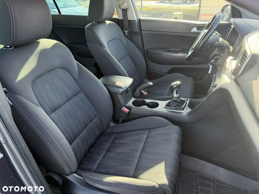 Kia Sportage 1.7 CRDI M 2WD - 18