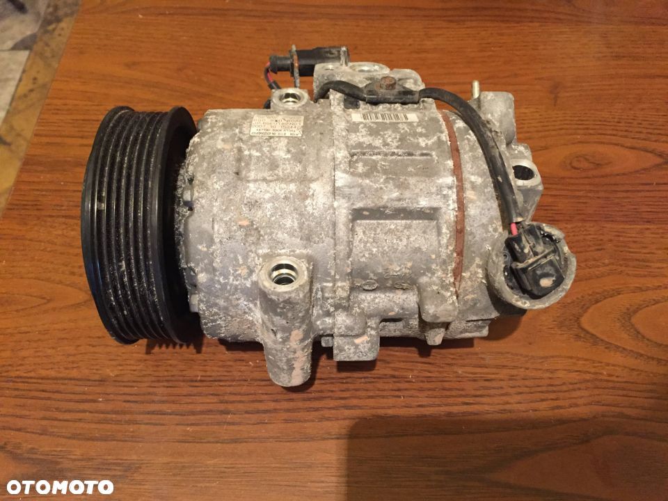 SPRĘŻARKA KLIMATYZACJI VW SKODA SEAT 6Q0820808E