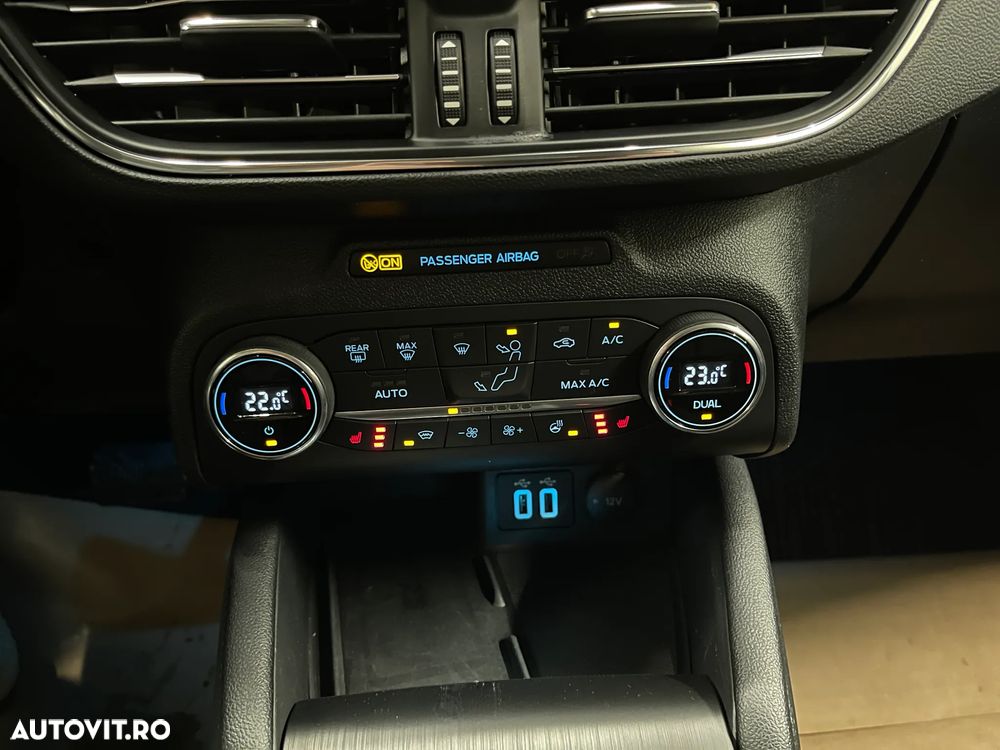 Ford Focus 1.5 EcoBlue Titanium - 18