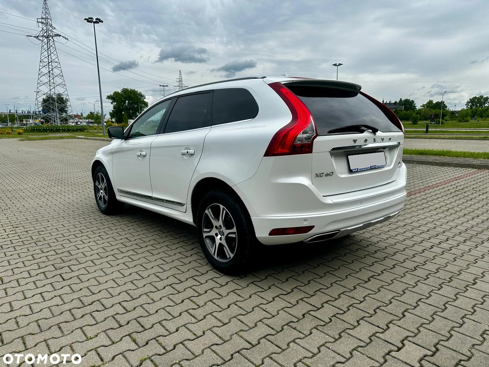 Volvo XC 60 D4 AWD Geartronic Summum - 6