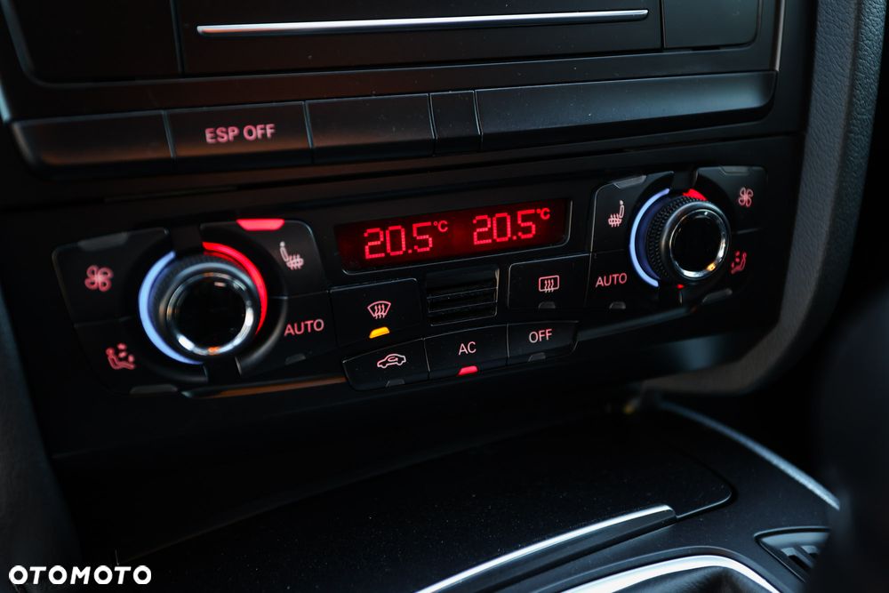 Audi A4 Avant 2.0 TDI DPF quattro S line Sportpaket (plus) - 27