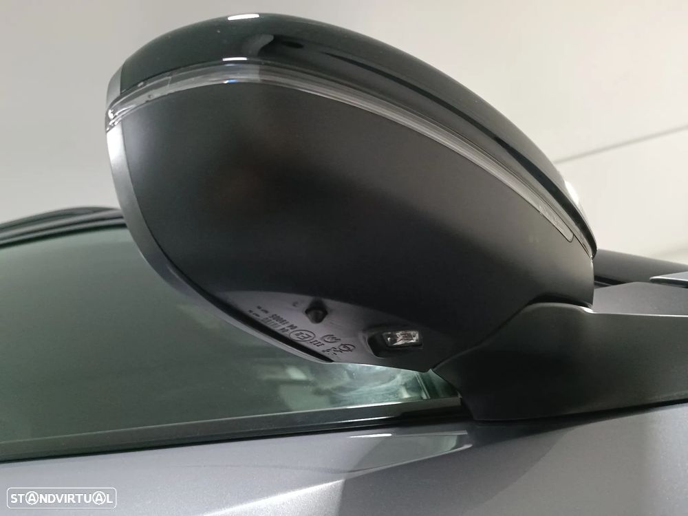 Peugeot 2008 1.5 BlueHDi GT Pack EAT8 - 28