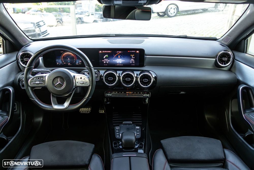 Mercedes-Benz A 250 e AMG Line - 16