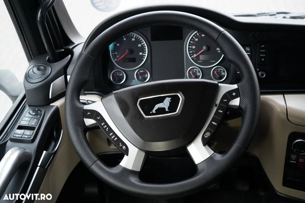 MAN TGX 18.500 / 4x4 / HIDRAULICĂ / HIDROPROPULSARE / CABINĂ JOSĂ / ANVELOPE 100% / EURO 6 / - 28