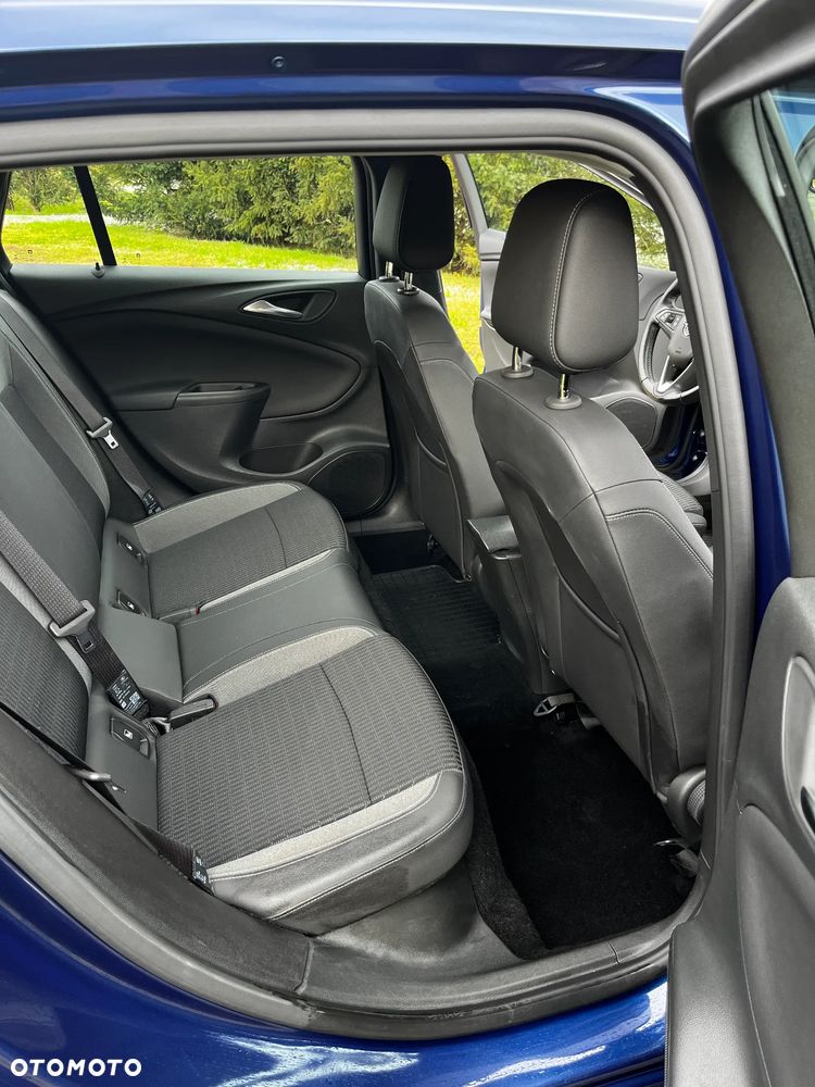 Opel Astra - 18