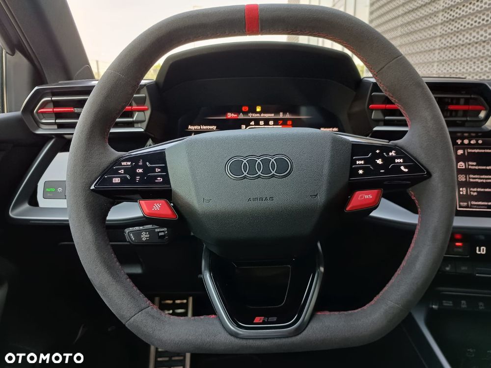 Audi RS3 Sportback TFSI Quattro S tronic - 11